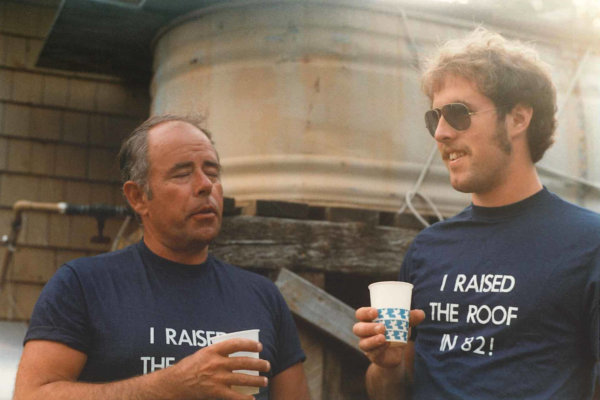 1982